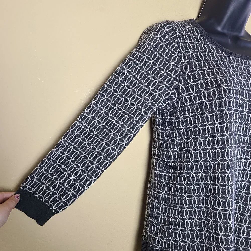 Max Edition Sweater - Picture 2 of 6